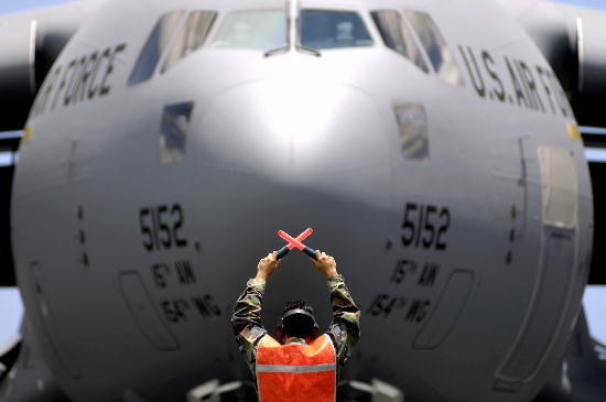 C-17_5152_HH_GO_FOR_BROKE-60614-F-2034C-002.jpg